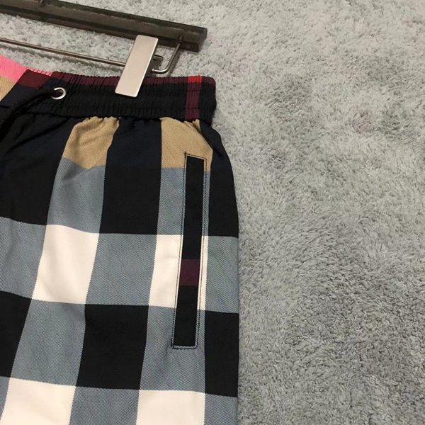 ブランドハーフパンツ素材ディテール